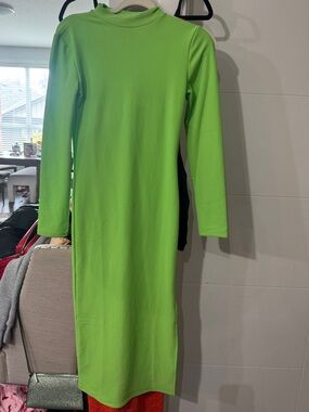 Stradivarius Bright Green Long Sleeve Maxi Dress